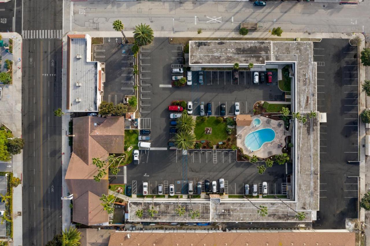 Vagabond Inn Ventura Exterior photo